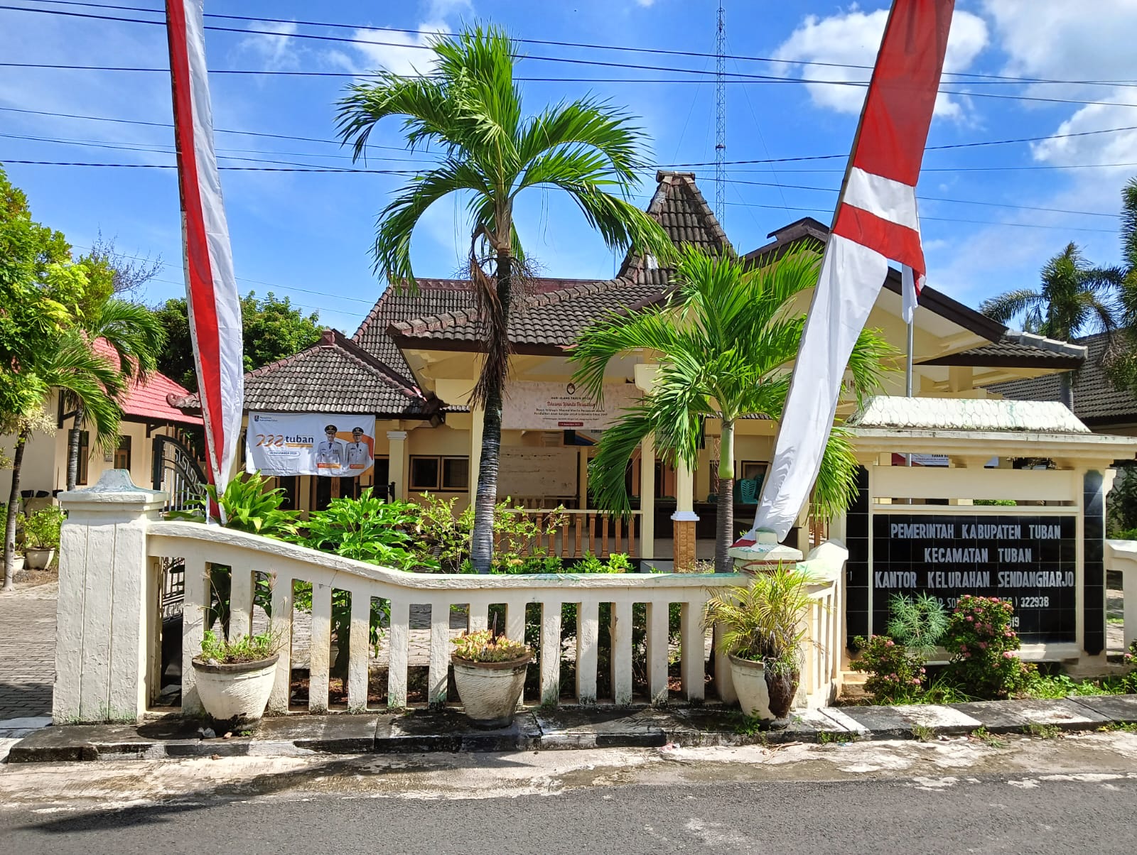 Pendopo Kelurahan Sendangharjo